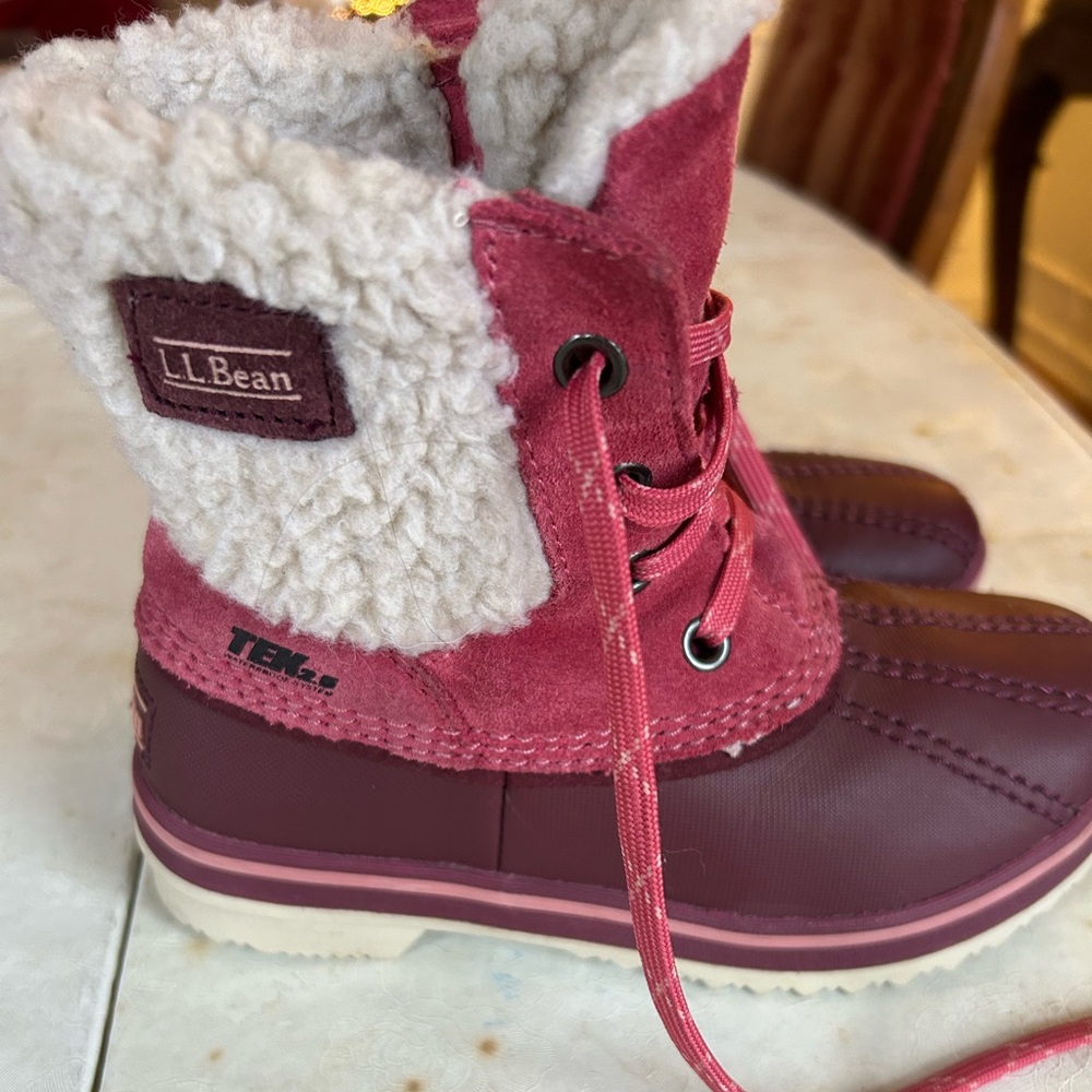 LL Bean Girl Bean Boots Size 12 (Toddler)